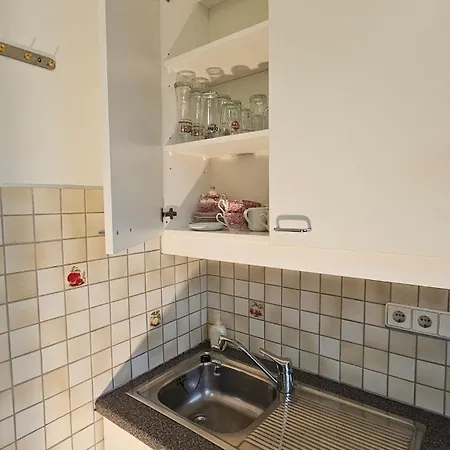 Apartment Helle, Hochwertig Neu Rennovierte Kuenstlerwohnung