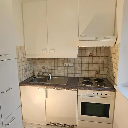 Apartment Helle, Hochwertig Neu Rennovierte Kuenstlerwohnung