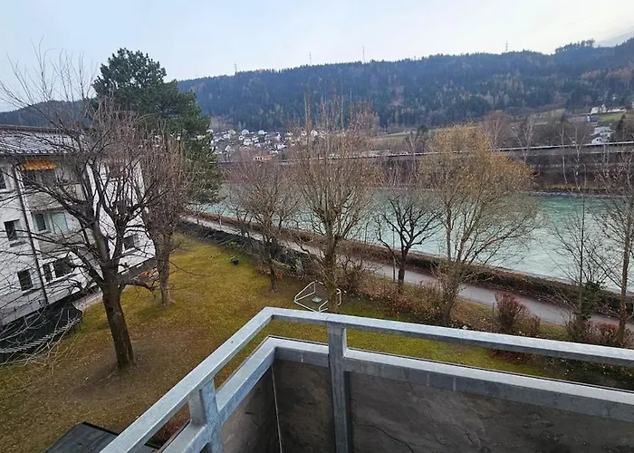 Appartamento Helle, Hochwertig Neu Rennovierte Kuenstlerwohnung Innsbruck