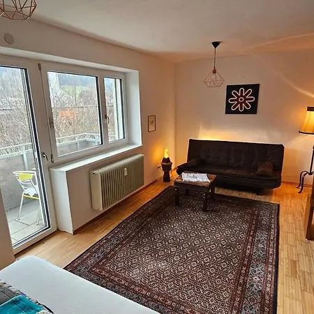 Helle, Hochwertig Neu Rennovierte Kuenstlerwohnung * Innsbruck